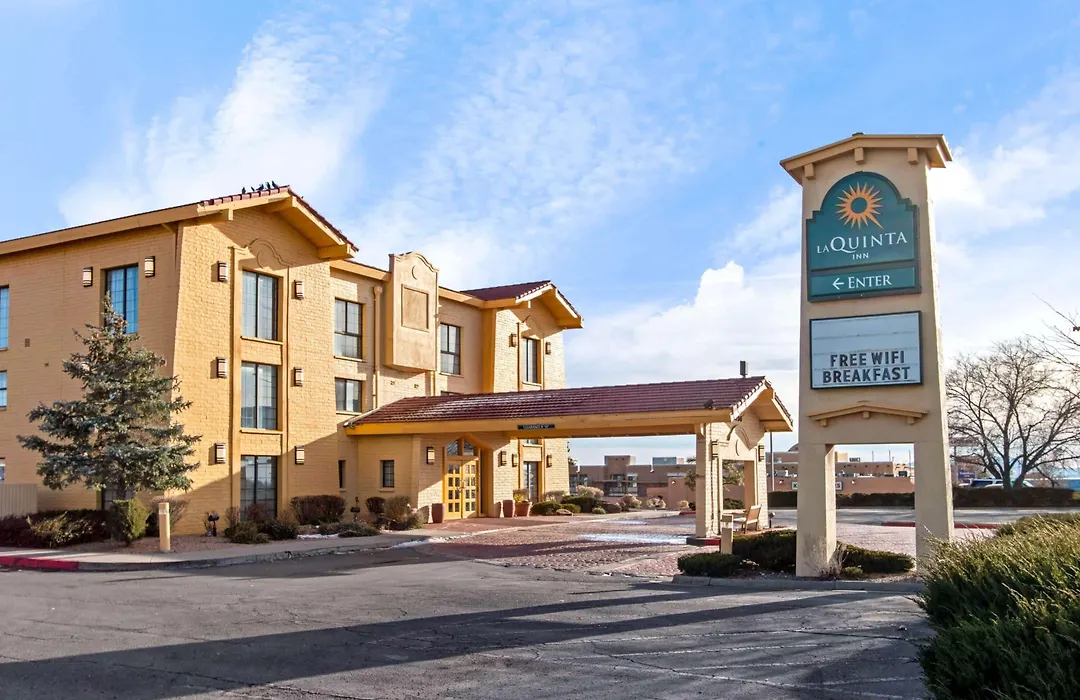 La Quinta Inn By Wyndham Santa Fe-1