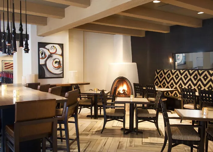 Hilton Santa Fe Historic Plaza